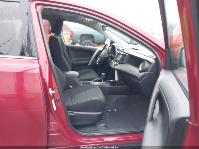 Toyota Rav4 Xle 2018 2T3RFREV9JW823232 Image 5