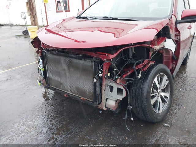 Toyota Rav4 Xle 2018 2T3RFREV9JW823232 Image 6