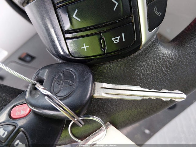 Toyota SIENNA LE 2020 5TDKZ3DC2LS024354 Image 11