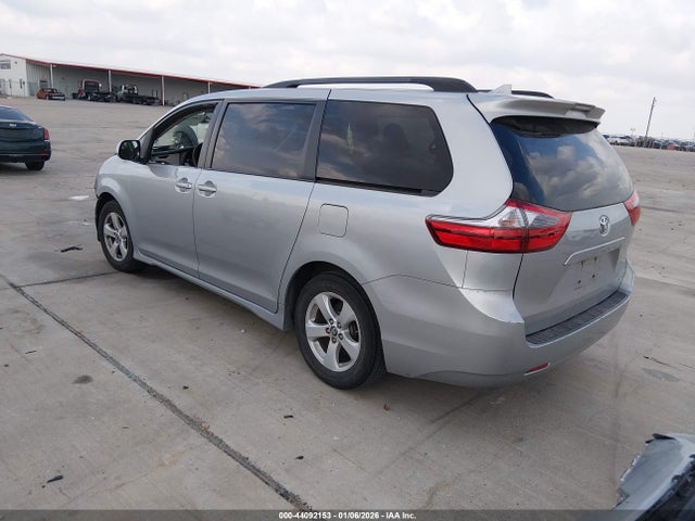 Toyota SIENNA LE 2020 5TDKZ3DC2LS024354 Image 3