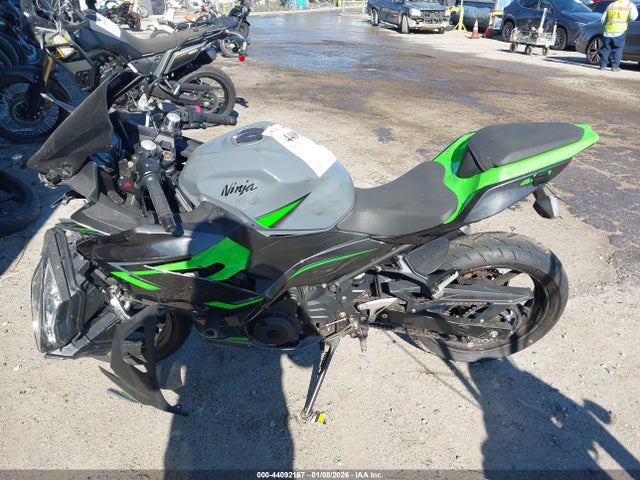 Kawasaki EX400 2019 JKAEXKG18KDA31484 Image 12