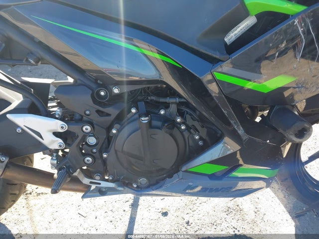 Kawasaki EX400 2019 JKAEXKG18KDA31484 Image 8