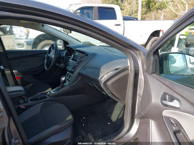 2013 Ford Focus Se მანქანა იყიდება აუქციონზე, vin: 1FADP3F20DL279354, აუქციონის ნომერი: 44092187