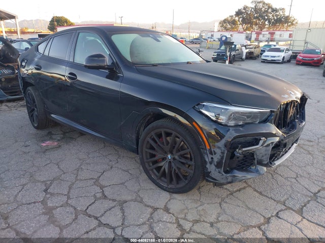 2022 BMW X6 5UXCY6C02N9K41922