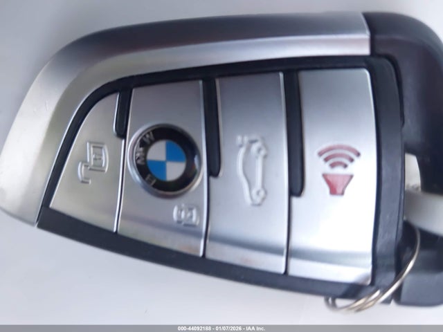 2022 BMW X6 5UXCY6C02N9K41922 Photo 10