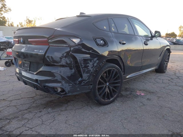 2022 BMW X6 5UXCY6C02N9K41922 Photo 3