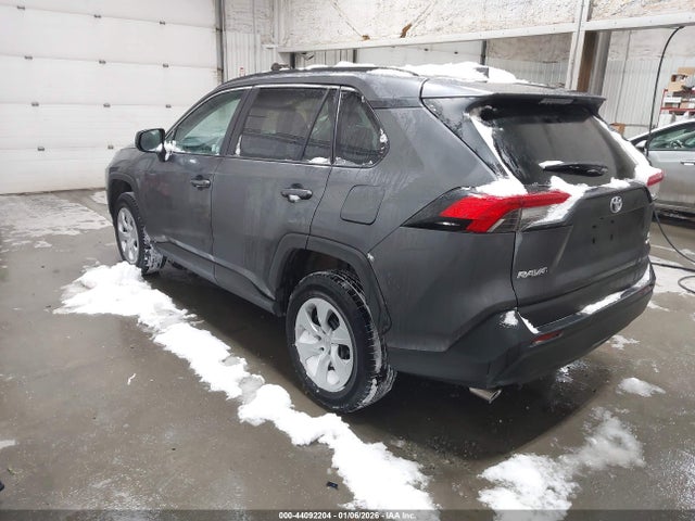 Toyota RAV4 LE 2021 2T3F1RFVXMW205728 Image 3