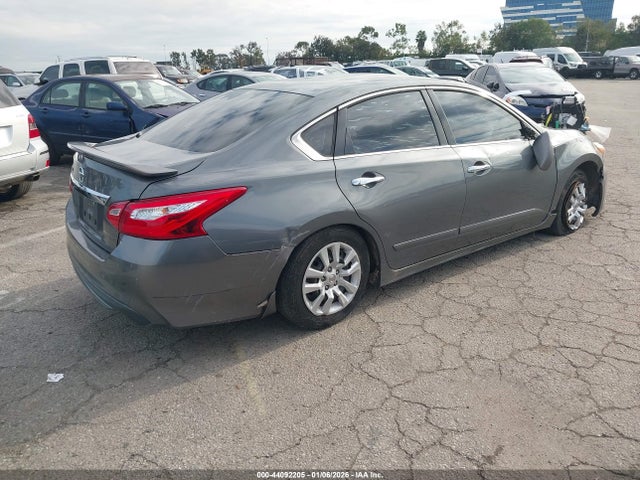 1N4AL3APXHN326904 Nissan Altima 2.5 S