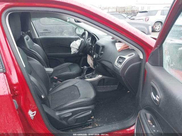 2019 JEEP COMPASS 3C4NJDBB8KT641671 Photo 4