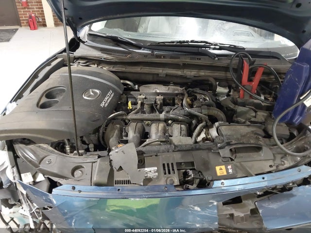 44092254 :رقم المزاد ، 3MZBN1M31JM173123 vin ، 2018 Mazda Mazda3 Grand Touring مزاد بيع