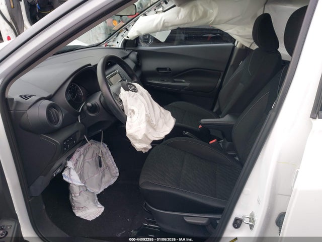 3N1CP5BV9NL496430 Nissan Kicks S Xtronic Cvt