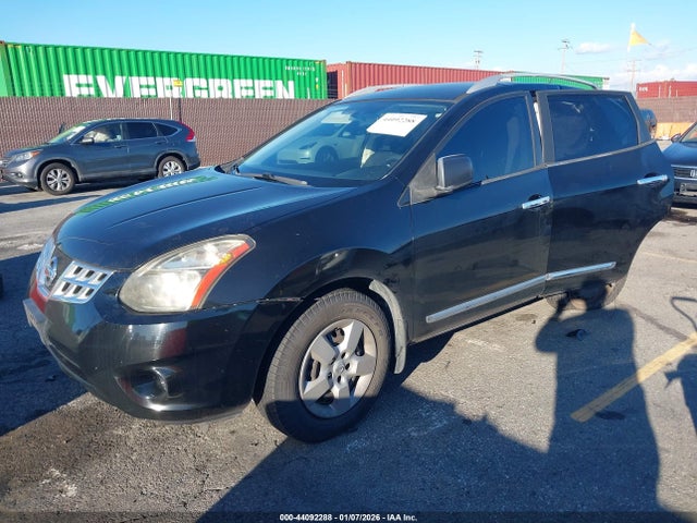 JN8AS5MT0FW155240 Nissan Rogue Select S