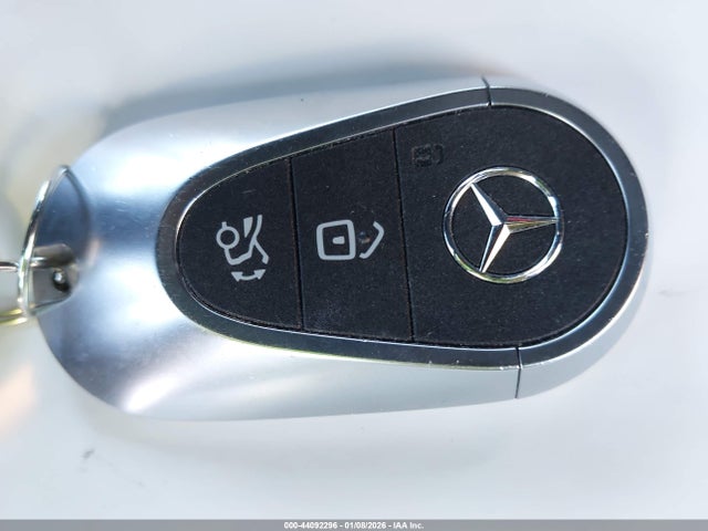 W1KAF4GB7SR290436 Mercedes-Benz C 300