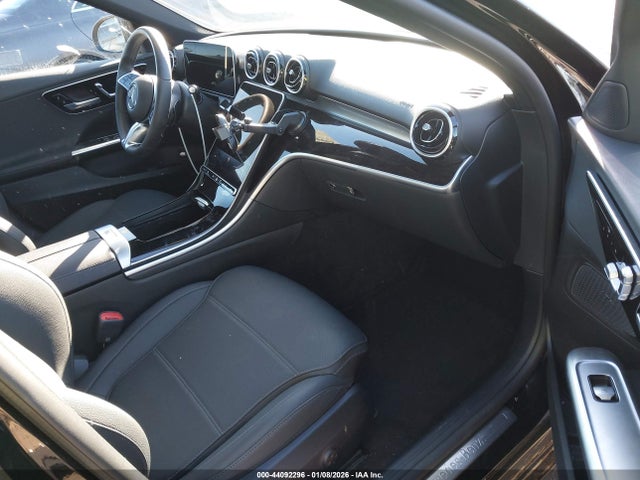 W1KAF4GB7SR290436 Mercedes-Benz C 300