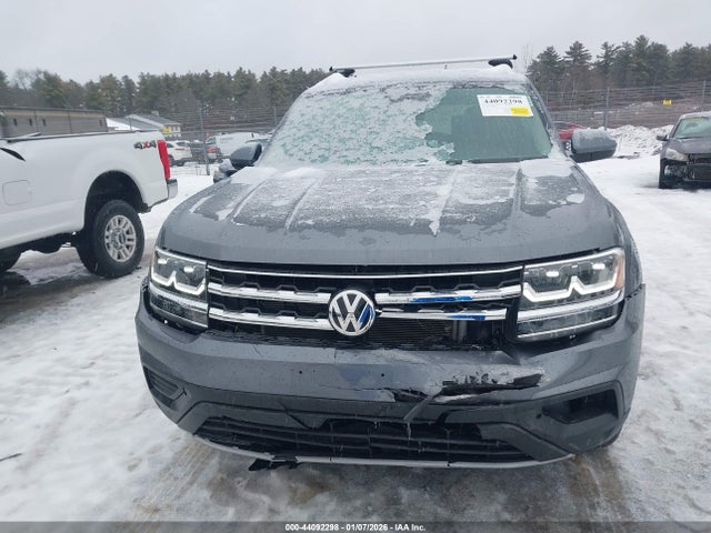 2019 VOLKSWAGEN ATLAS 1V2GR2CA8KC609857 Photo 5