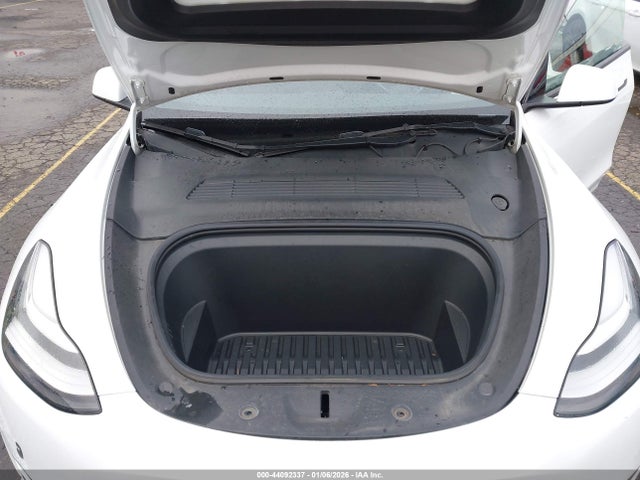 2021 TESLA MODEL Y 5YJYGDEE6MF232636 Photo 9
