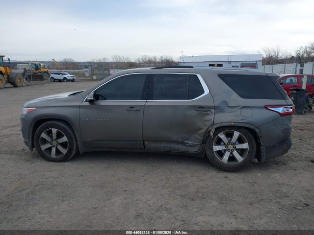 1GNEVHKW7JJ201775 Chevrolet Traverse 3lt