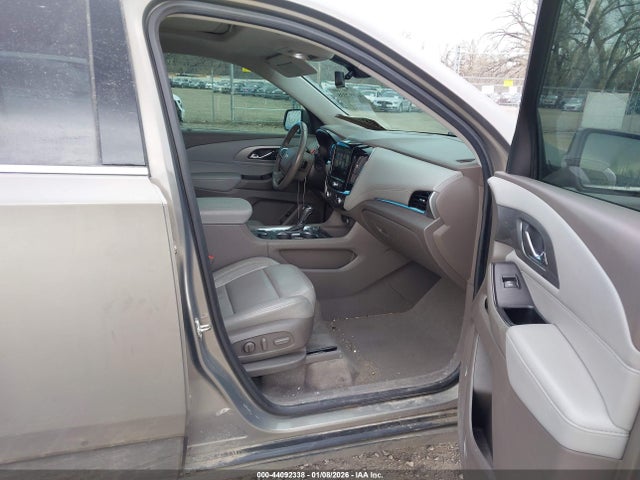 1GNEVHKW7JJ201775 Chevrolet Traverse 3lt