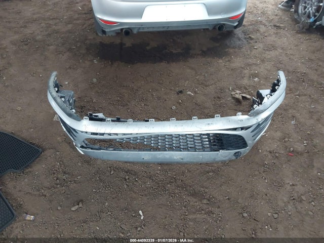 3VW5T7AU8GM008102 Volkswagen Golf Gti Se 4-door