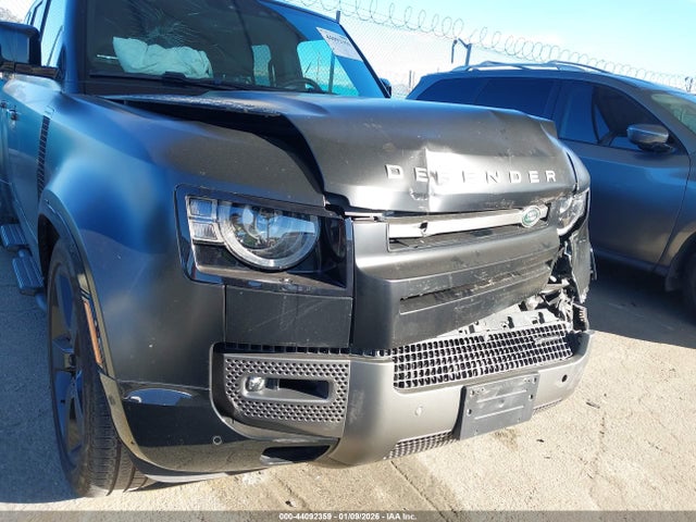 SALE2FEU9P2241383 Land Rover Defender 130 X-dynamic Se