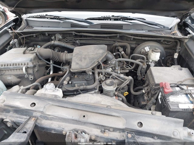 5TFAX5GN6KX132804 Toyota Tacoma Sr5