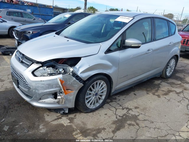 Ford C-max Hybrid Se 2016 1FADP5AU2GL113068 Image 2