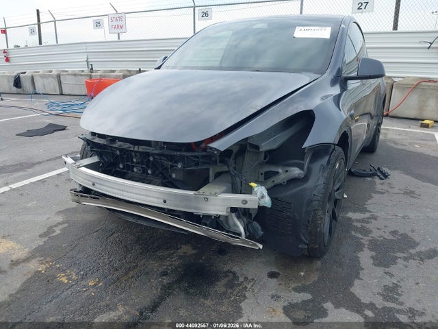 2022 TESLA MODEL Y 7SAYGDEE1NF436944 Photo 5