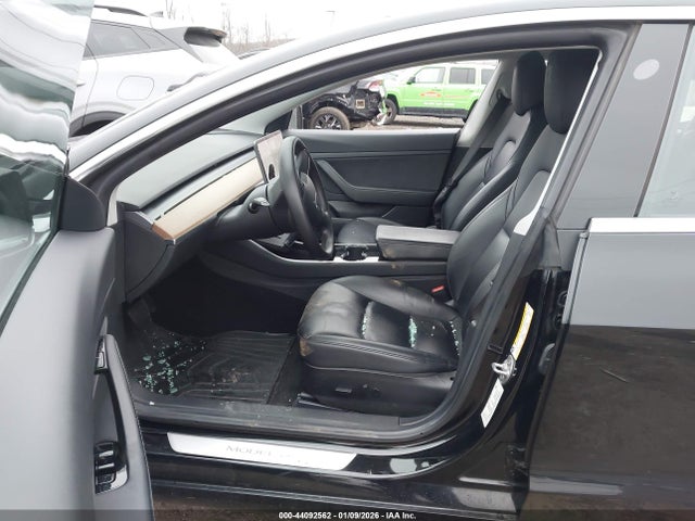 2020 TESLA MODEL 3 5YJ3E1EA4LF792925 Photo 4