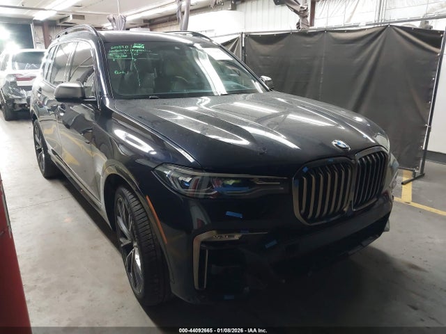 2022 BMW X7 5UXCX6C03N9J68840