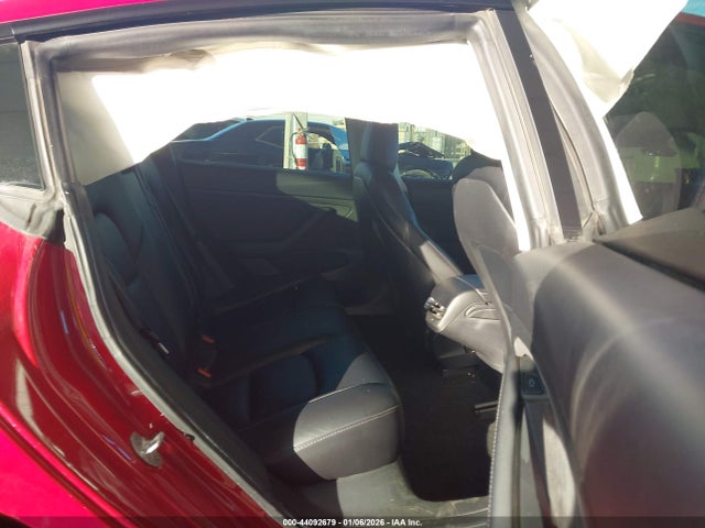 Продаж на аукціоні авто 2021 Tesla Model 3 Performance Dual Motor All-wheel Drive, vin: 5YJ3E1EC2MF035461, номер лоту: 44092679