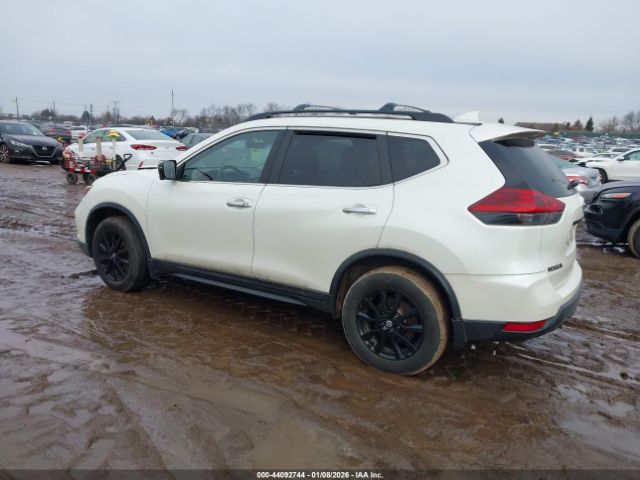 2018 NISSAN ROGUE 5N1AT2MV1JC802923 Photo 2