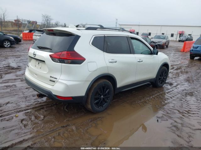 2018 NISSAN ROGUE 5N1AT2MV1JC802923 Photo 3