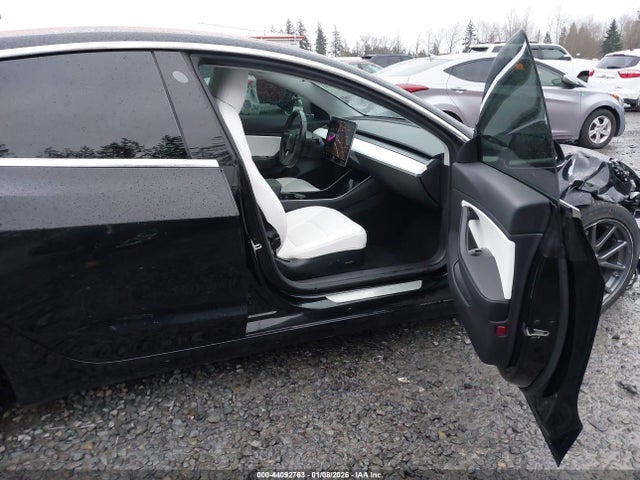 2019 TESLA MODEL 3 5YJ3E1EB0KF192362 Photo 4