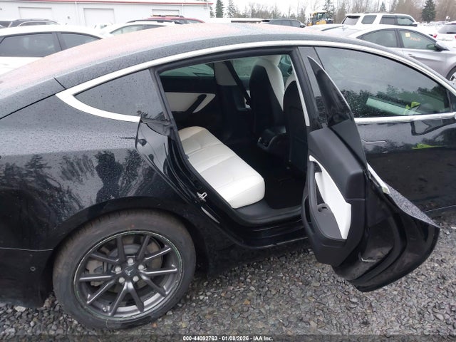 2019 TESLA MODEL 3 5YJ3E1EB0KF192362 Photo 7