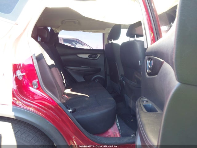 JN1BJ1CP3HW035275 Nissan Rogue Sport S
