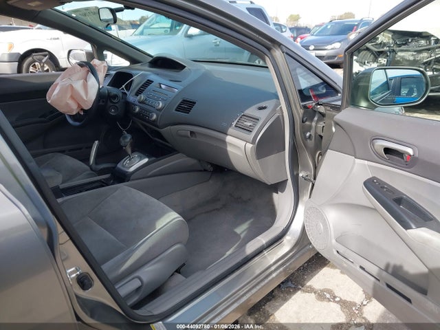Продажа на аукционе авто 2008 Honda Civic Lx, vin: 2HGFA16518H345501, номер лота: 44092780