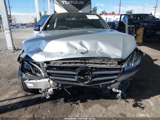 Mercedes-Benz E 300 2019 WDDZF4JB1KA567978 Image 13