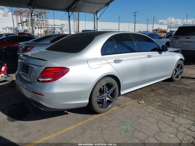 Mercedes-Benz E 300 2019 WDDZF4JB1KA567978 Image 4