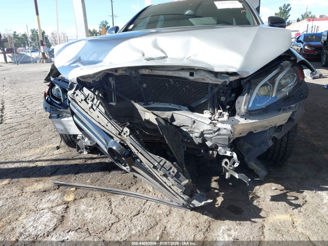 Mercedes-Benz E 300 2019 WDDZF4JB1KA567978 Image 6