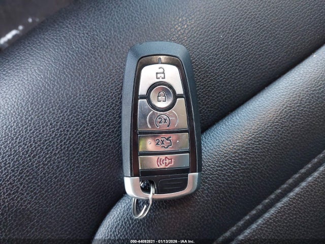 Ford FUSION SEL 2020 3FA6P0CD7LR177370 Image 11