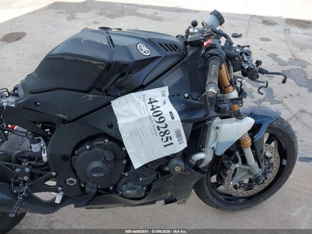 JYARNA7E5SA000651 Yamaha Yzf1000