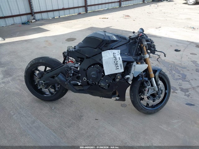 JYARNA7E5SA000651 Yamaha Yzf1000