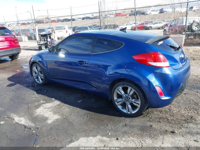 Hyundai Veloster Value Edition 2017 KMHTC6AD2HU315908 Image 3