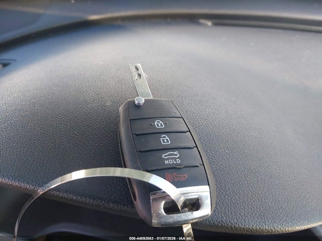 Продаж на аукціоні авто 2020 Kia Optima Lx, vin: 5XXGT4L31LG413261, номер лоту: 44092863