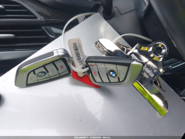 2018 BMW X5 5UXKR2C53J0Z19136 Photo 10