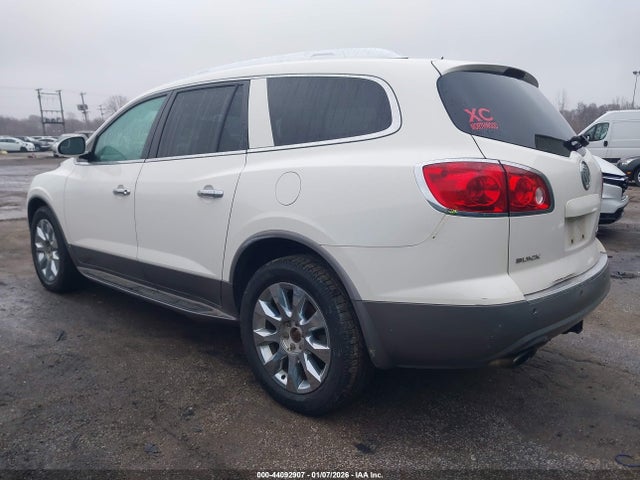 2011 BUICK ENCLAVE 5GAKVCED6BJ148773 Photo 2