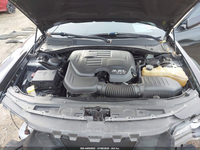 2017 CHRYSLER 300 2C3CCABG1HH593898 Photo 9