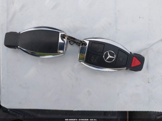 2012 MERCEDES-BENZ C 300 WDDGF8BB7CR191237 Photo 10