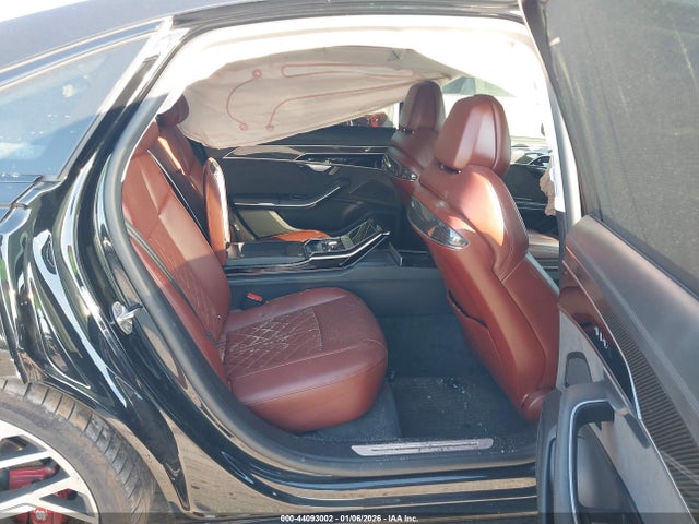 2021 AUDI S8 WAU8SBF8XMN025354 Photo 7