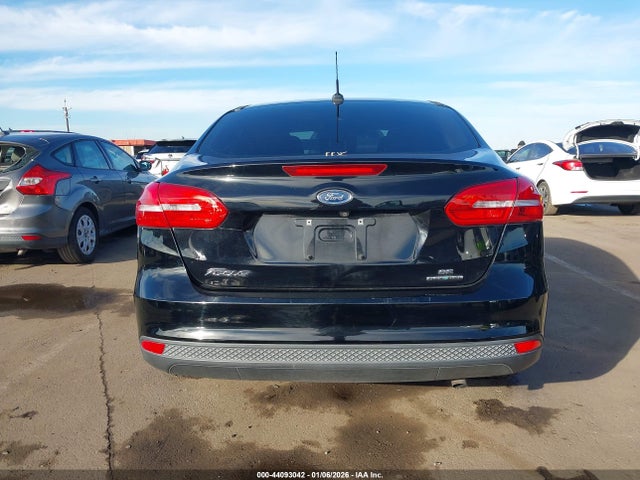 Ford FOCUS SE 2016 1FADP3F25GL246662 Image 16